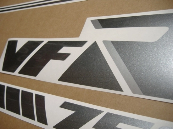 Honda VFR 750 1988 with Darkblue Vinyl-Sticker