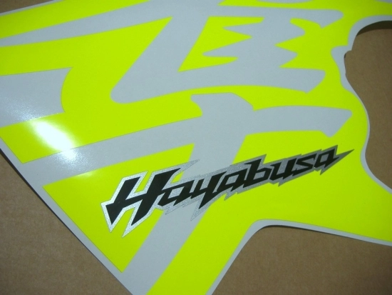 Suzuki Hayabusa GSX-1300R 2010-2011 mit Neon-Gelb Motorrad Dekor