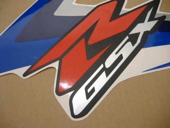 Suzuki GSX-R 600 2007 with Blue/Black Vinyl-Sticker