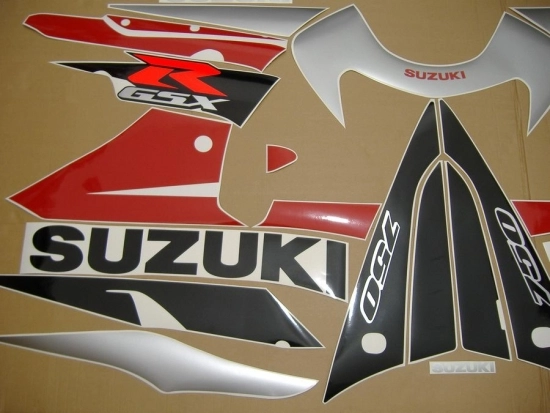 Suzuki GSX-R 750 2002 - Rot/Silber - Aufkleber-Dekor