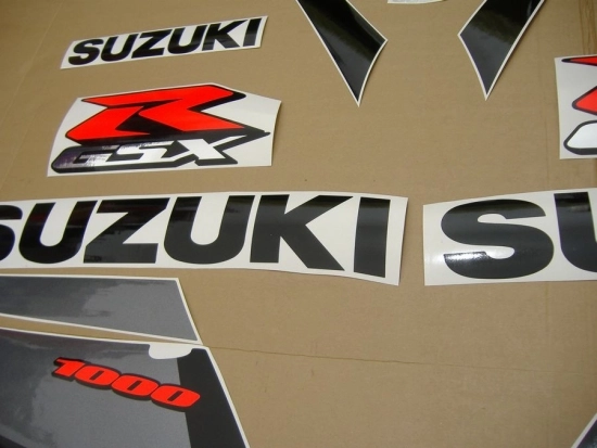 Restoration Sticker for Suzuki GSX-R 1000 2003 in Silver