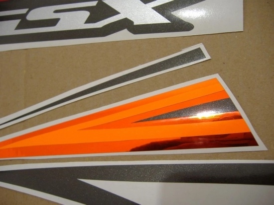 Suzuki GSX-R 1000 2007 with Orange/Black Replica Decal