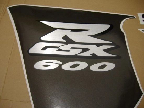 Suzuki GSX-R 600 1998 - Rot/Schwarz - Aufkleber-Dekor