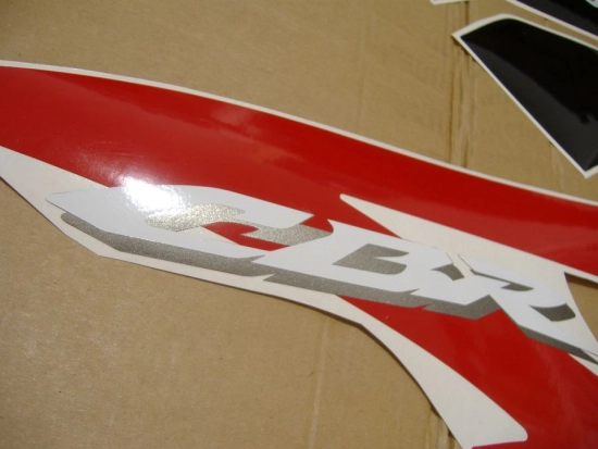 Honda CBR 600RR 2008 with Red Vinyl-Sticker
