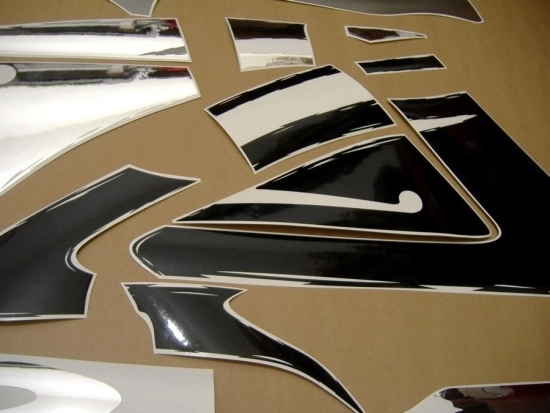 Honda CBR 600 F3 1998 with Grey/Black Vinyl-Sticker