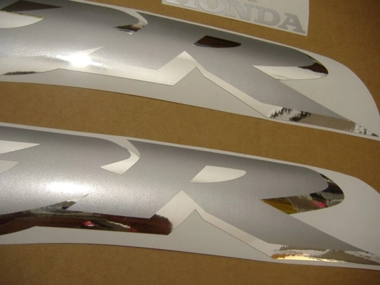 Honda CBR 600 F4 2004 with Black Vinyl-Sticker