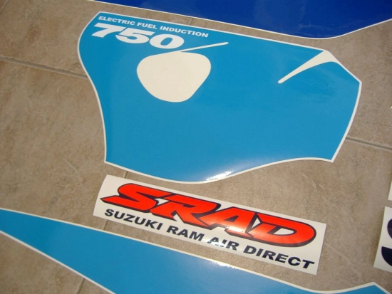 Suzuki GSX-R 750 1998 - Weiß/Blau - Aufkleber-Dekor