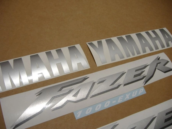 Yamaha FZS1000 Fazer 2002 with Blue Replica Decal