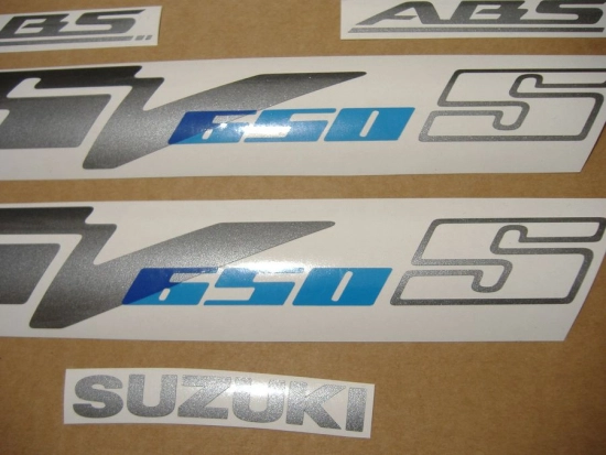 Suzuki SV 650S 2010 with Black Vinyl-Sticker