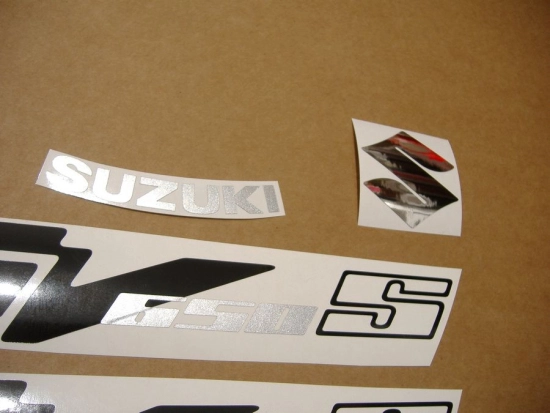 Suzuki SV 650S 2005 - Rot - Aufkleber-Dekor