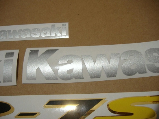 Kawasaki ZR-7S 2004 - Red - Sticker-Decals