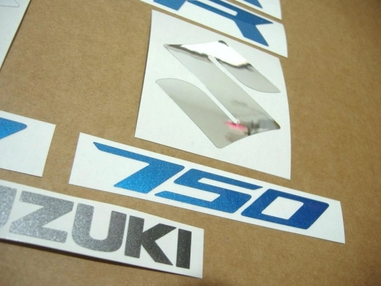 Suzuki GSR 750 2011 - White - Sticker-Decals