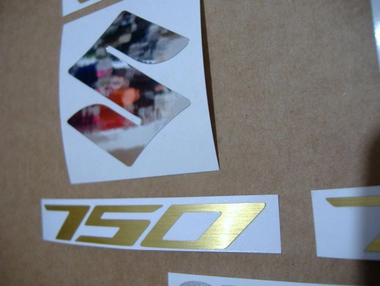 Suzuki GSR 750 2012 - Black - Sticker-Decals