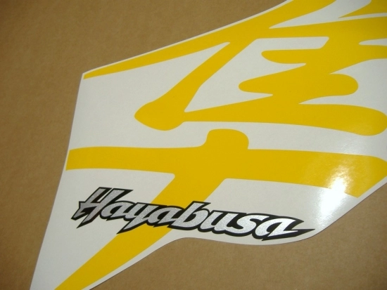 Suzuki Hayabusa 1999-2007 with Yellow Vinyl-Sticker