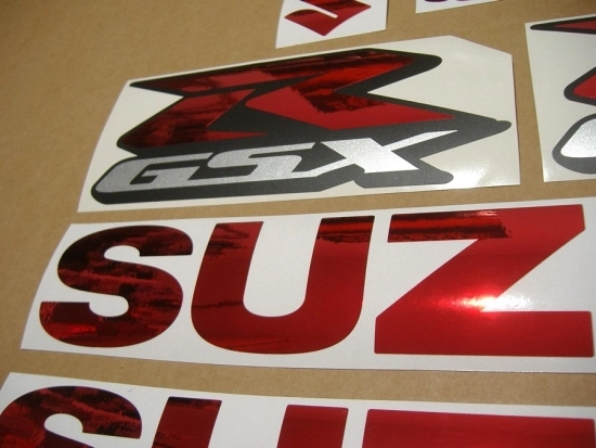 Suzuki GSX-R 1000 Universal with Chrome Red Vinyl-Sticker