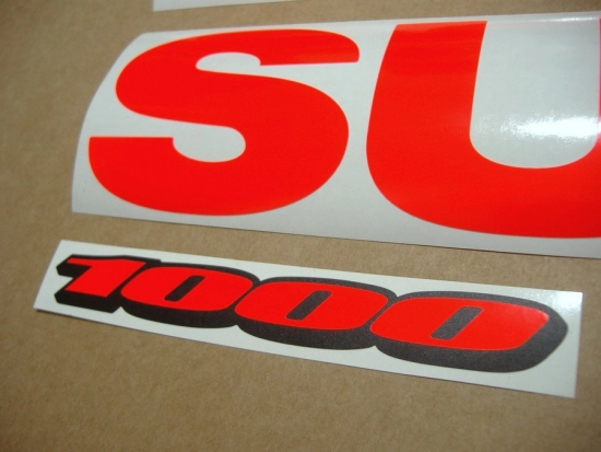 Restoration Sticker for Suzuki GSX-R 1000 Universal in Neon-Red