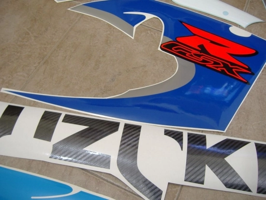 Suzuki GSX-R 600 1999 mit Weiß/Blau Motorrad Dekor