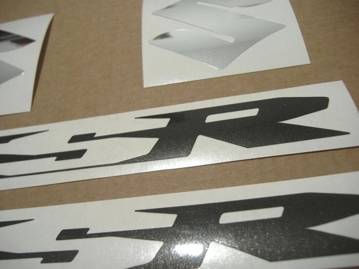 Suzuki GSR 600 2008 with White Replica Decal