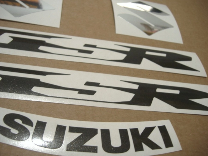 Suzuki GSR 600 2008 with White Vinyl-Sticker