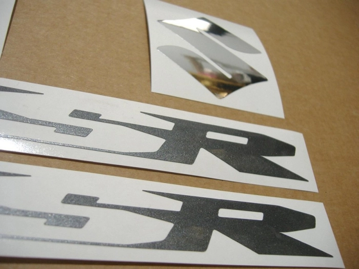 Suzuki GSR 600 2009 with Red Replica Decal