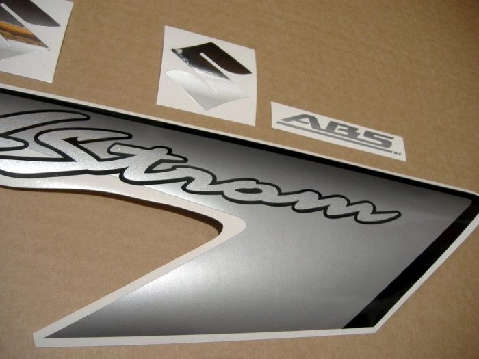 Suzuki DL650 V-STROM 2007 with Silver Replica Decal