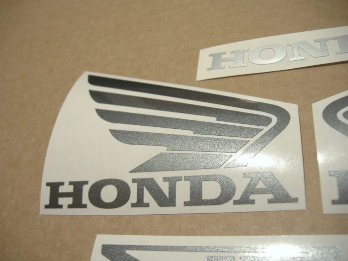 Honda CBF 1000 2012 with Burgundy Replica Decal