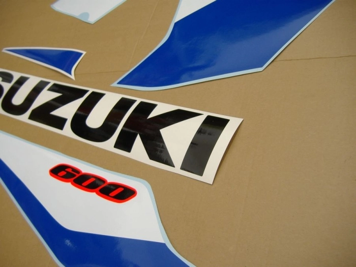Suzuki GSX-R 600 2005 mit Gelb/Blau Motorrad Dekor