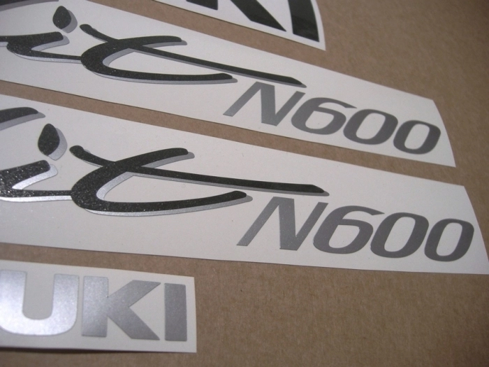 Suzuki Bandit 600N 1995 with Red Replica Decal