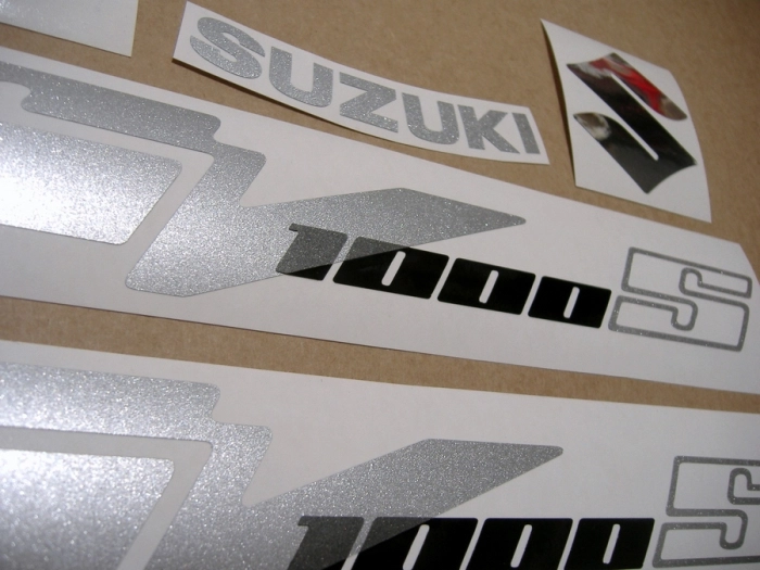 Suzuki SV 1000S 2007 with Blue Vinyl-Sticker