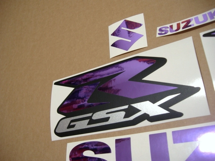 Suzuki GSX-R 750 Universal with Chrome Purple Replica Decal