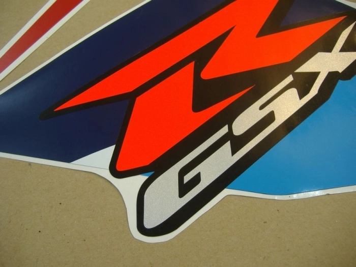 Suzuki GSX-R 750 2007 with White/Blue Replica Decal