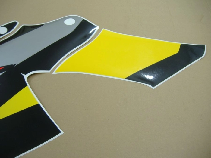 Restoration Sticker for Suzuki GSX-R 1000 2004 in Yellow/Grey