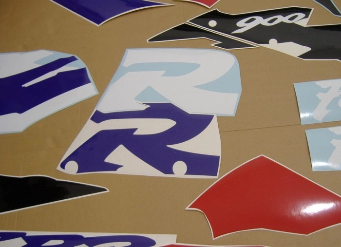 Honda CBR 919RR 1997 with Red/Black/White Replica Decal