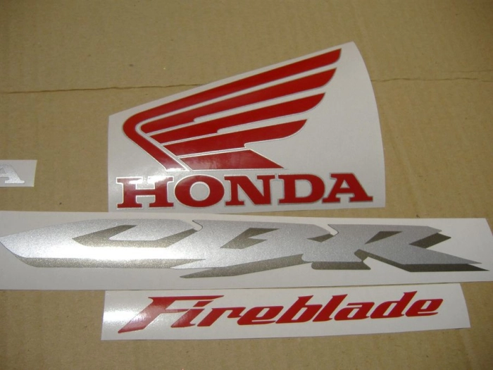 Honda CBR 1000RR 2005 with Black Vinyl-Sticker