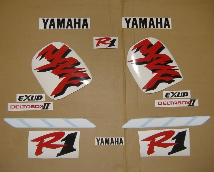 Yamaha YZF-R1 1998 with White/Red Vinyl-Sticker
