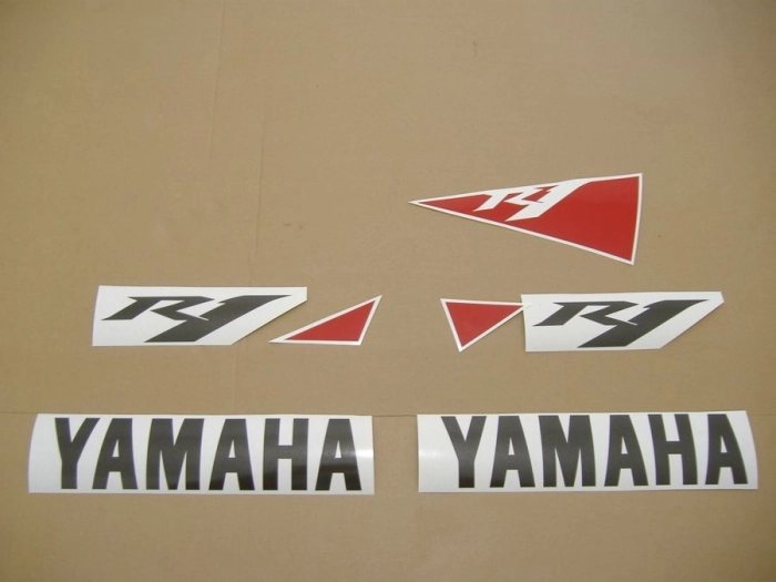 Yamaha YZF-R1 2010 with White Replica Decal