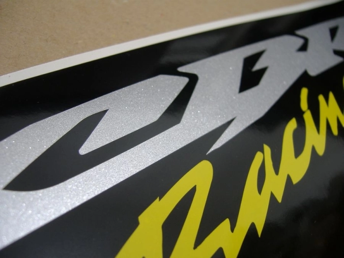 Honda CBR 600RR 2005 - Rot - Aufkleber-Dekor