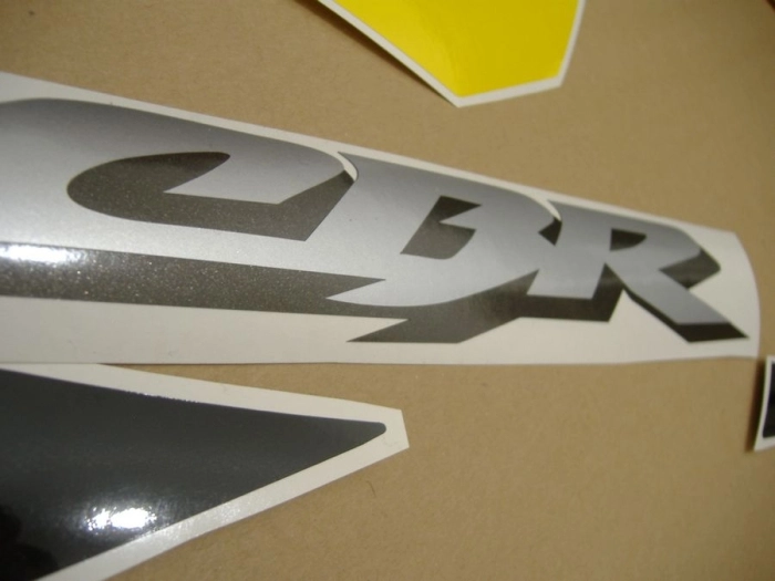 Restoration Sticker for Honda CBR 600 F4i 2003 in Yellow