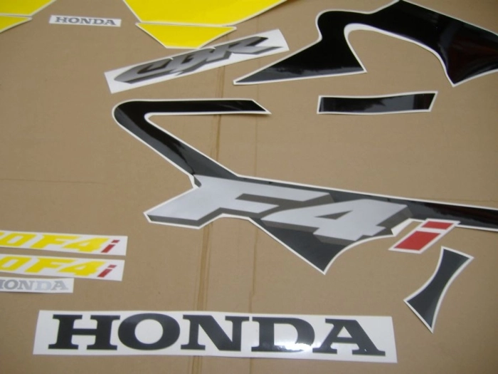 Honda CBR 600 F4i 2003 with Yellow Vinyl-Sticker