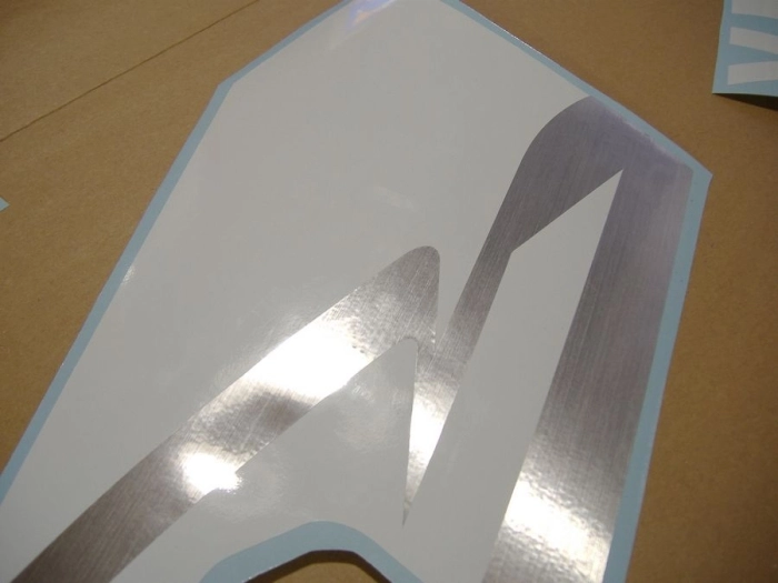 Yamaha YZF-R6 2004 with Blue Replica Decal