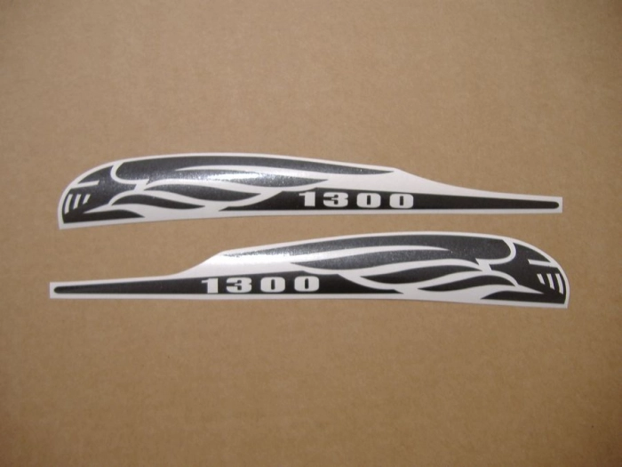 Honda VTX 1300 with Pearl Black Motorcycle Decals