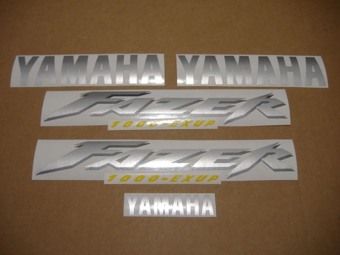 Yamaha FZS1000 Fazer 2001 mit Schwarz Motorrad Dekor