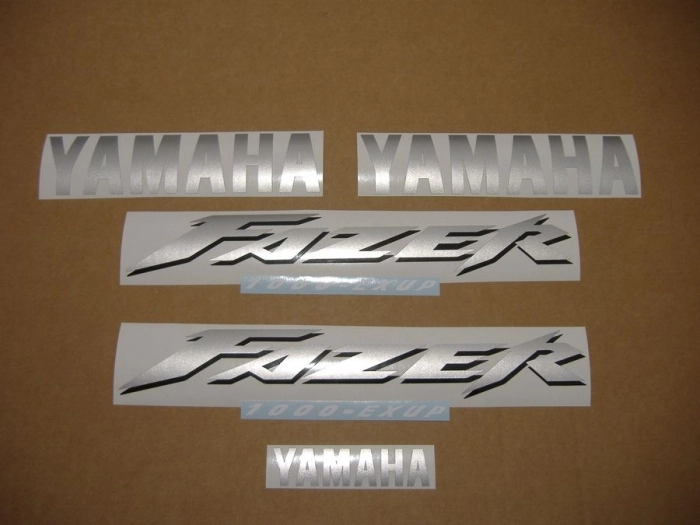 Restoration Sticker for Yamaha FZS1000 Fazer 2001 in Red