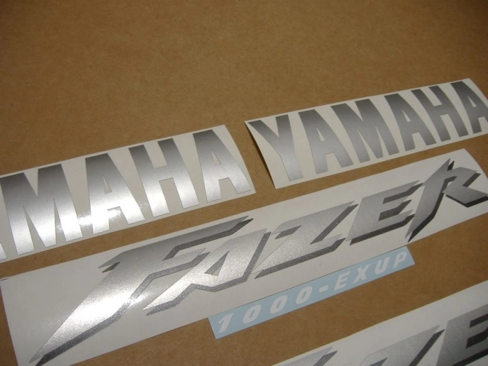 Yamaha FZS1000 Fazer 2002 with Blue Replica Decal