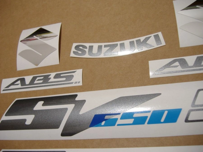 Suzuki SV 650S 2010 with Black Replica Decal