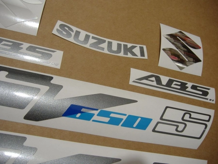Suzuki SV 650S 2010 - Black - Sticker-Decals