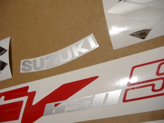 Suzuki SV 650S 2004 - Black - Sticker-Decals