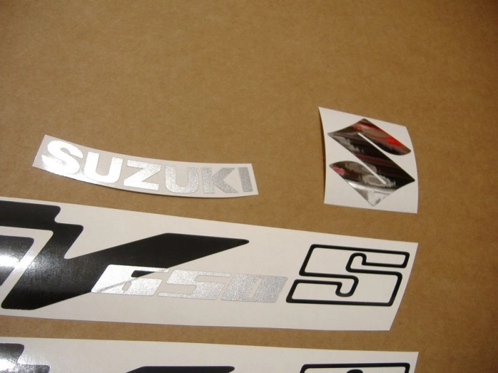 Suzuki SV 650S 2005 - Rot - Aufkleber-Dekor