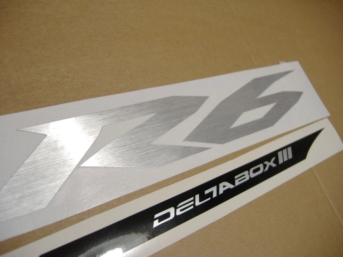 Restoration Sticker for Yamaha YZF-R6 2005 in Red