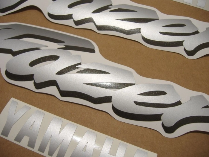 Yamaha FZS600 Fazer 1998 with Black Vinyl-Sticker